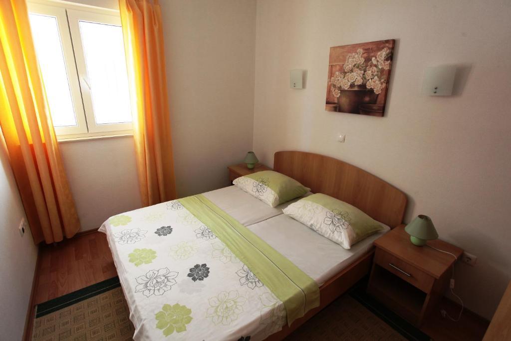 Appartamento Akmadzic Makarska