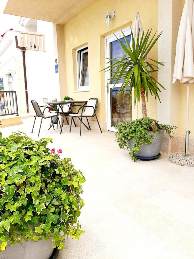 Apartament Akmadzic